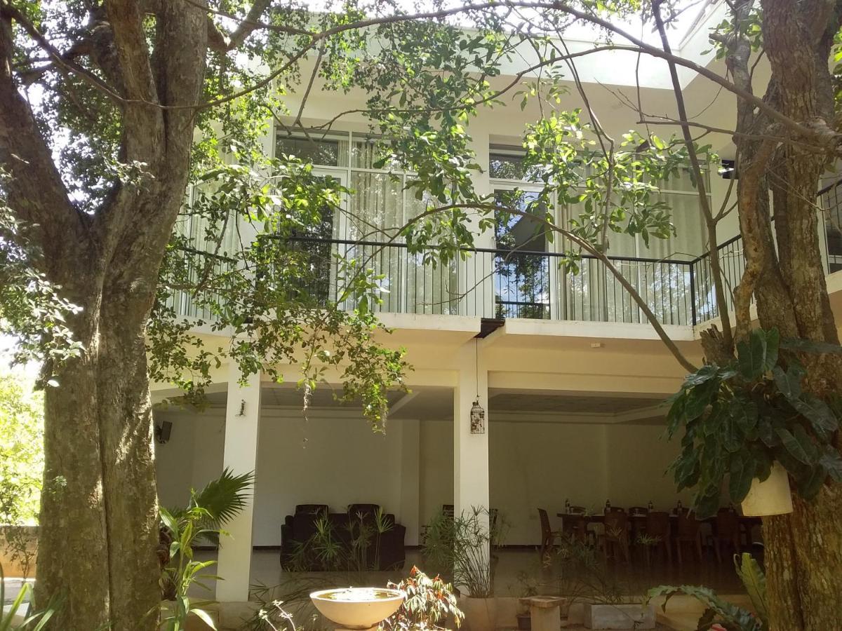 Sudunelum Holiday Resort Anuradhapura Exterior foto
