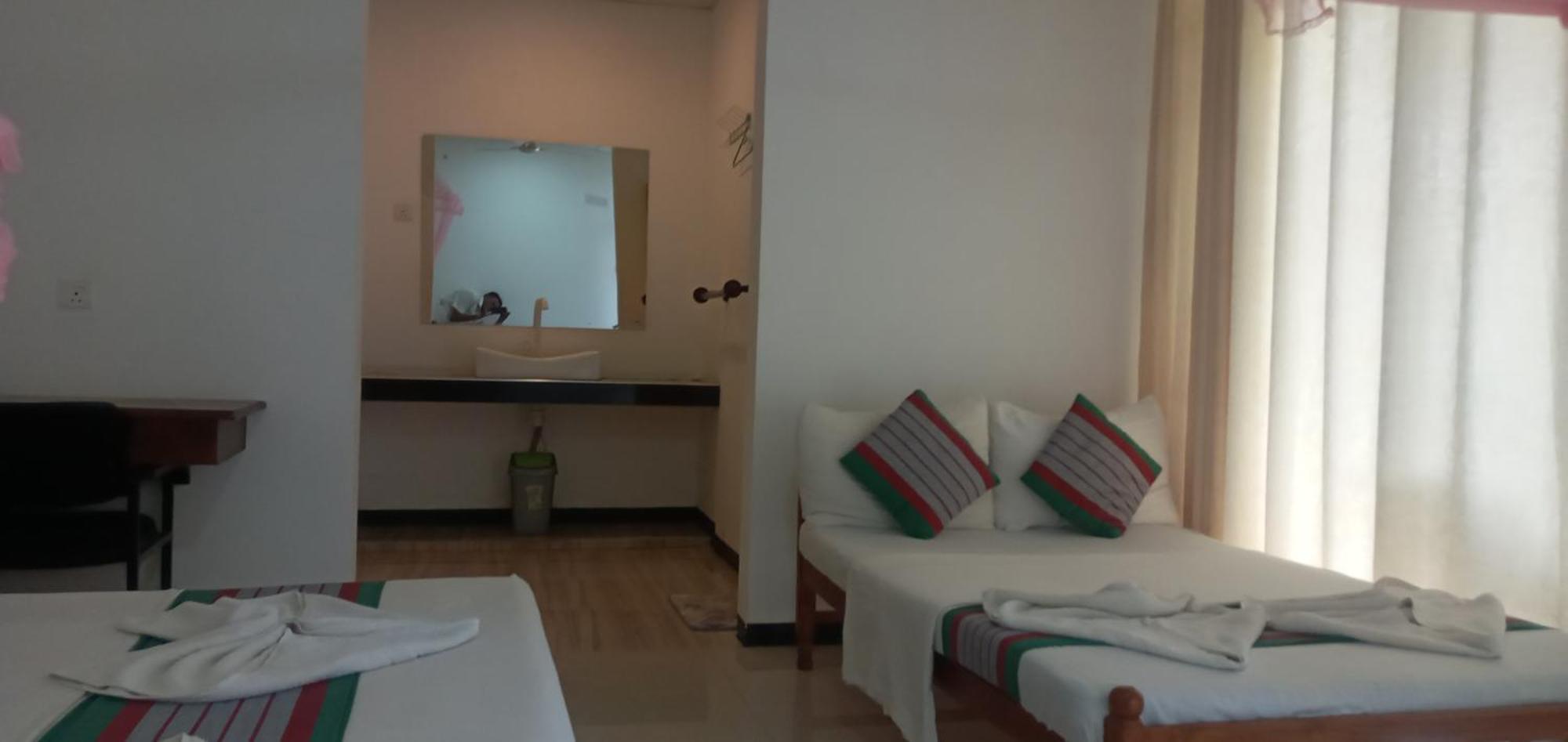 Sudunelum Holiday Resort Anuradhapura Exterior foto