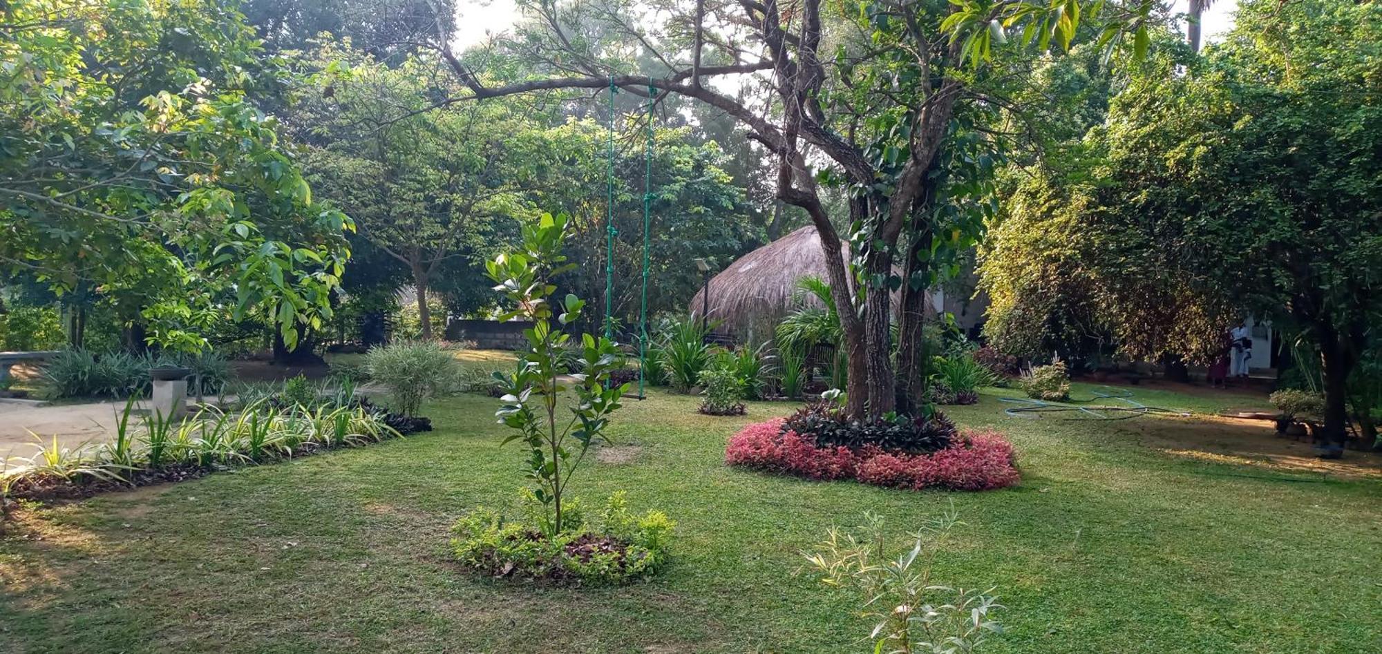 Sudunelum Holiday Resort Anuradhapura Exterior foto